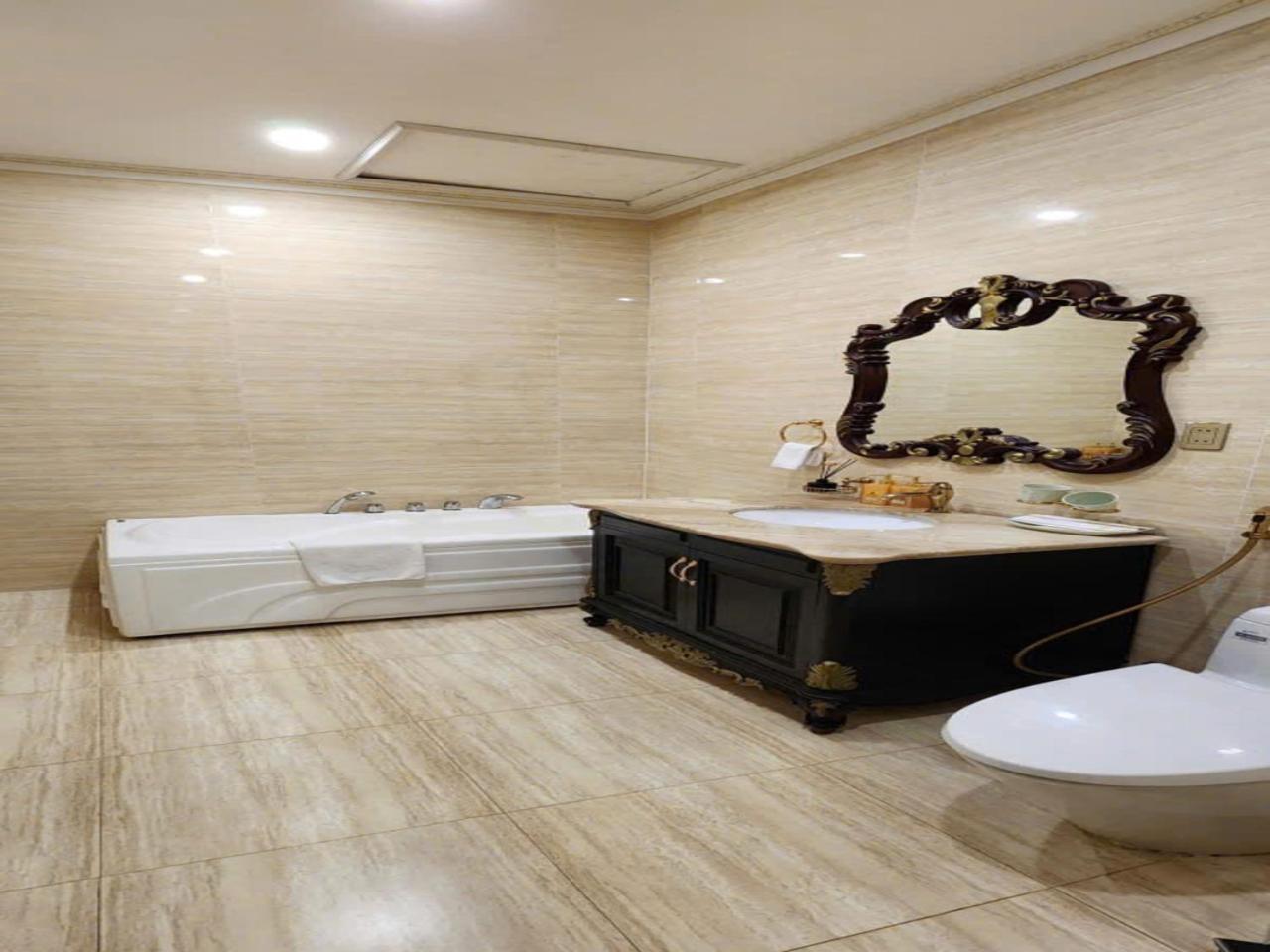 Dream Boutique Hotel Dalat Bagian luar foto